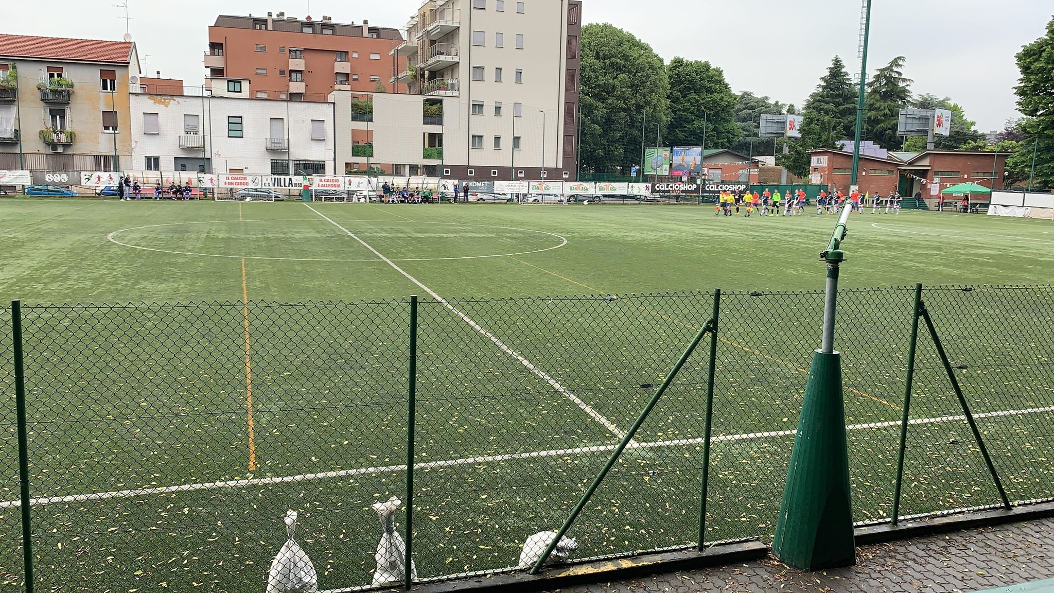 La pioggia e tanti rimpianti: Statale regala calcio, Bocconi va in finale