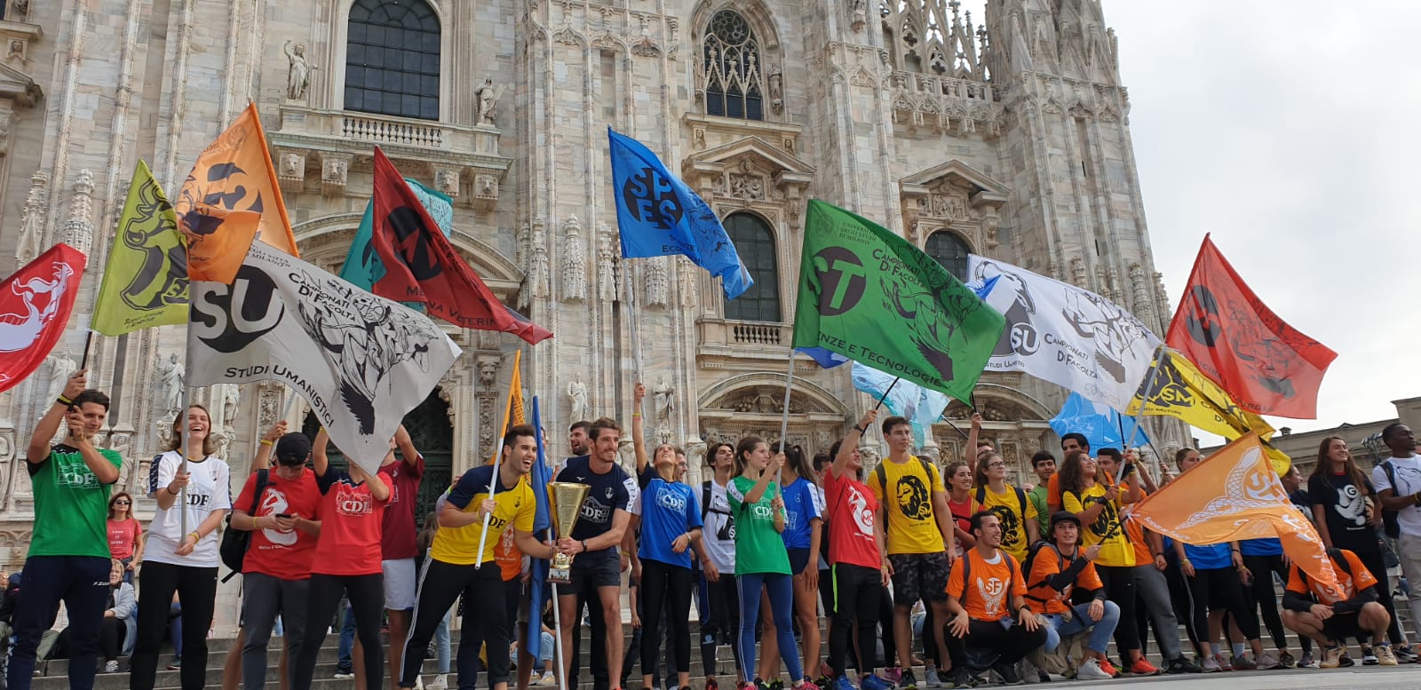 Kick-off day di Scienze Motorie: Il Flash Mob della Statale colora Milano