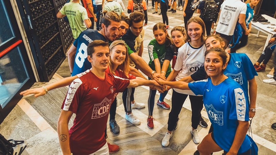 Foto & Video: gli scatti del FlashMob Statale che ha colorato Milano