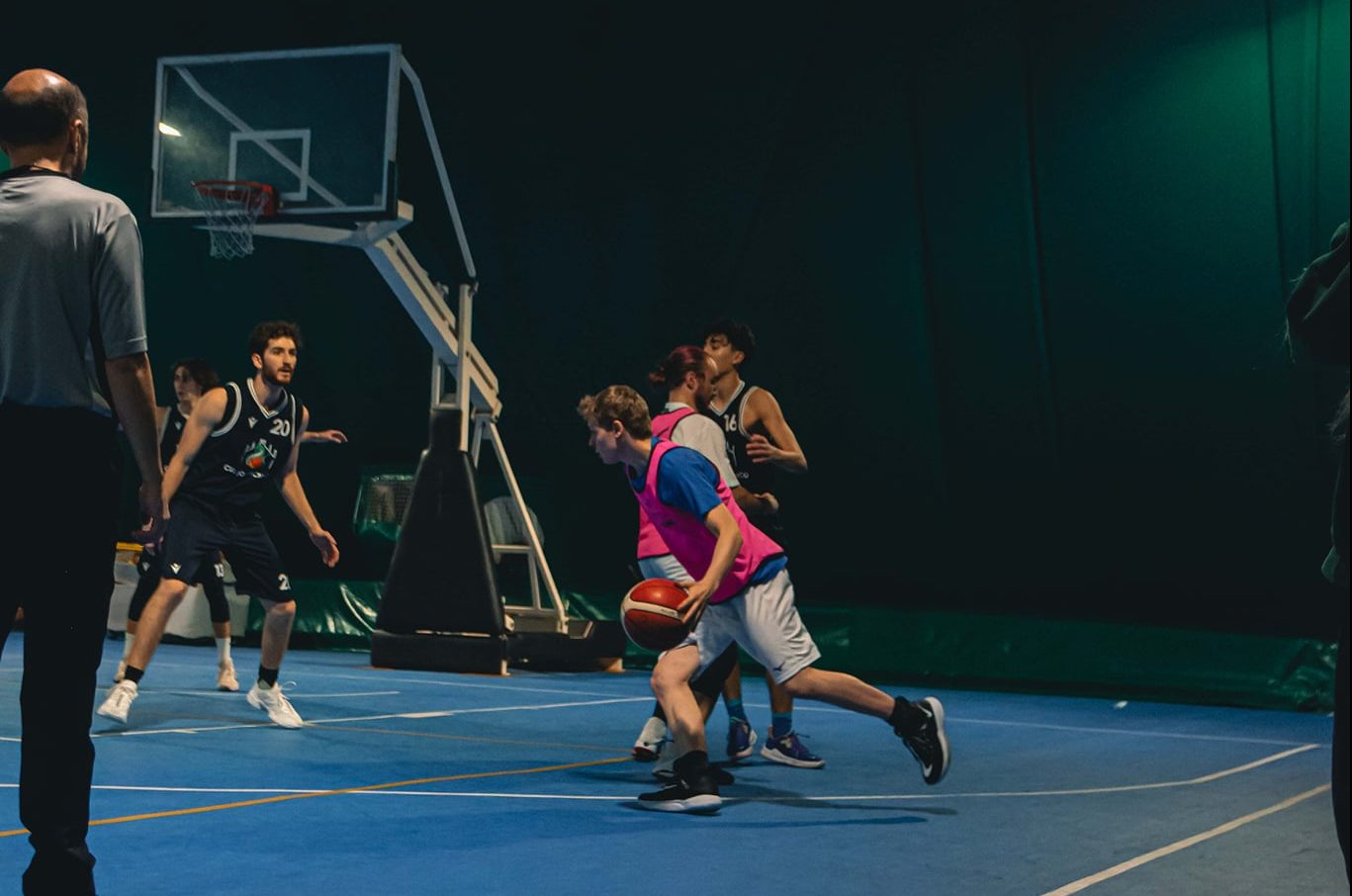 LA STATALE VERDE DEL BASKET CADE DI FRONTE AL POLITECNICO