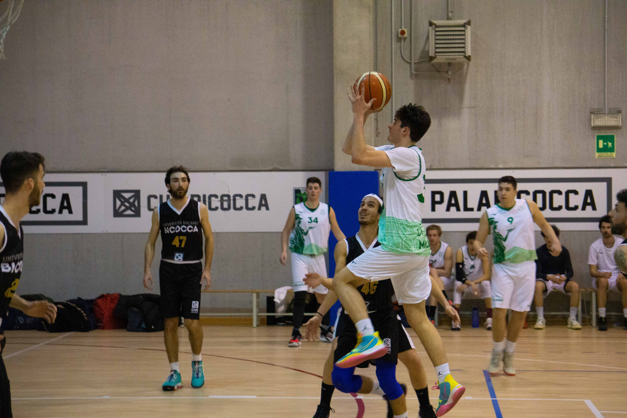 LA CAPOLISTA SE NE VA, LA BIANCA SCHIANTA BICOCCA