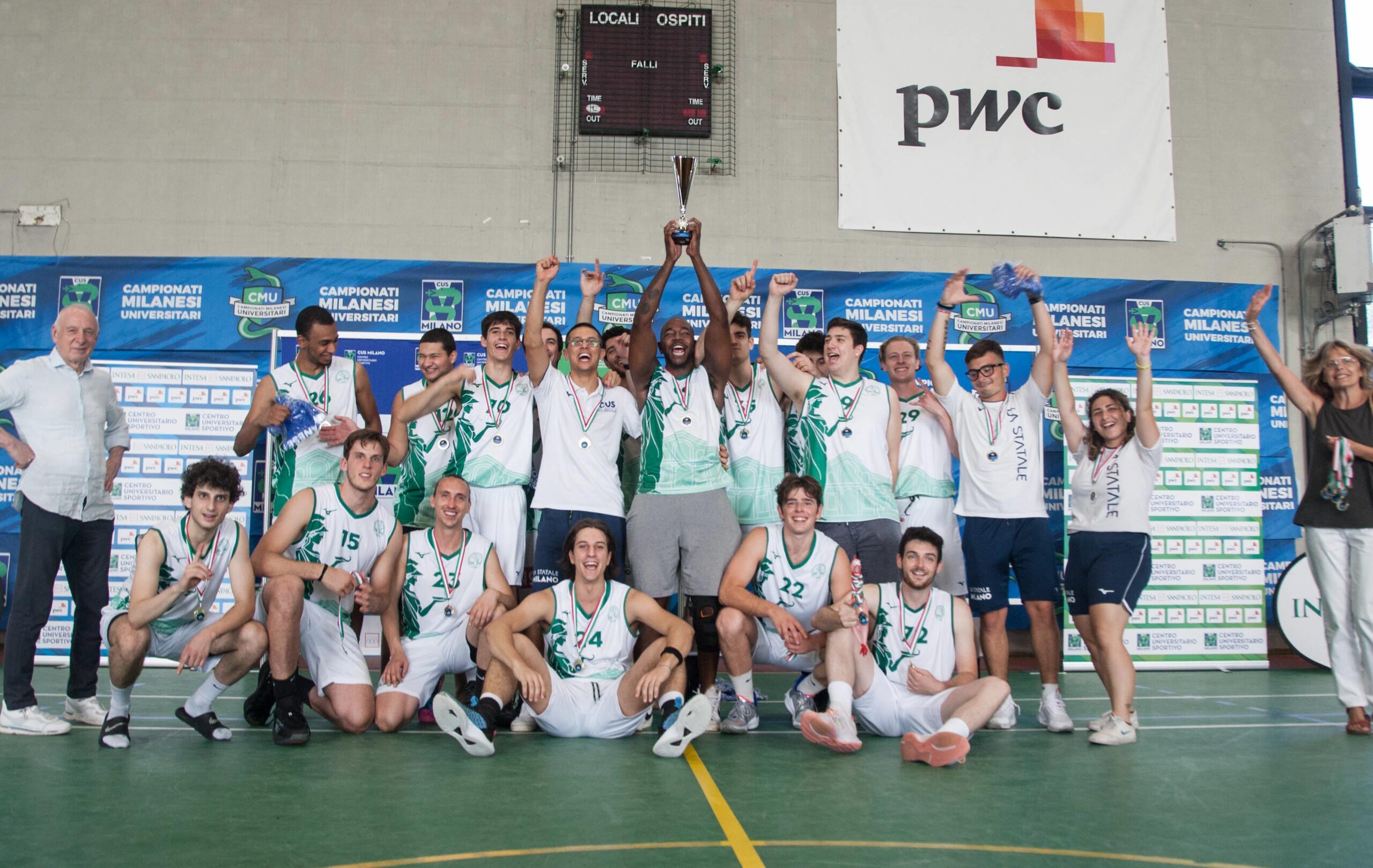 LA COPPA DELLA TOP LEAGUE È TUTTA BIANCA