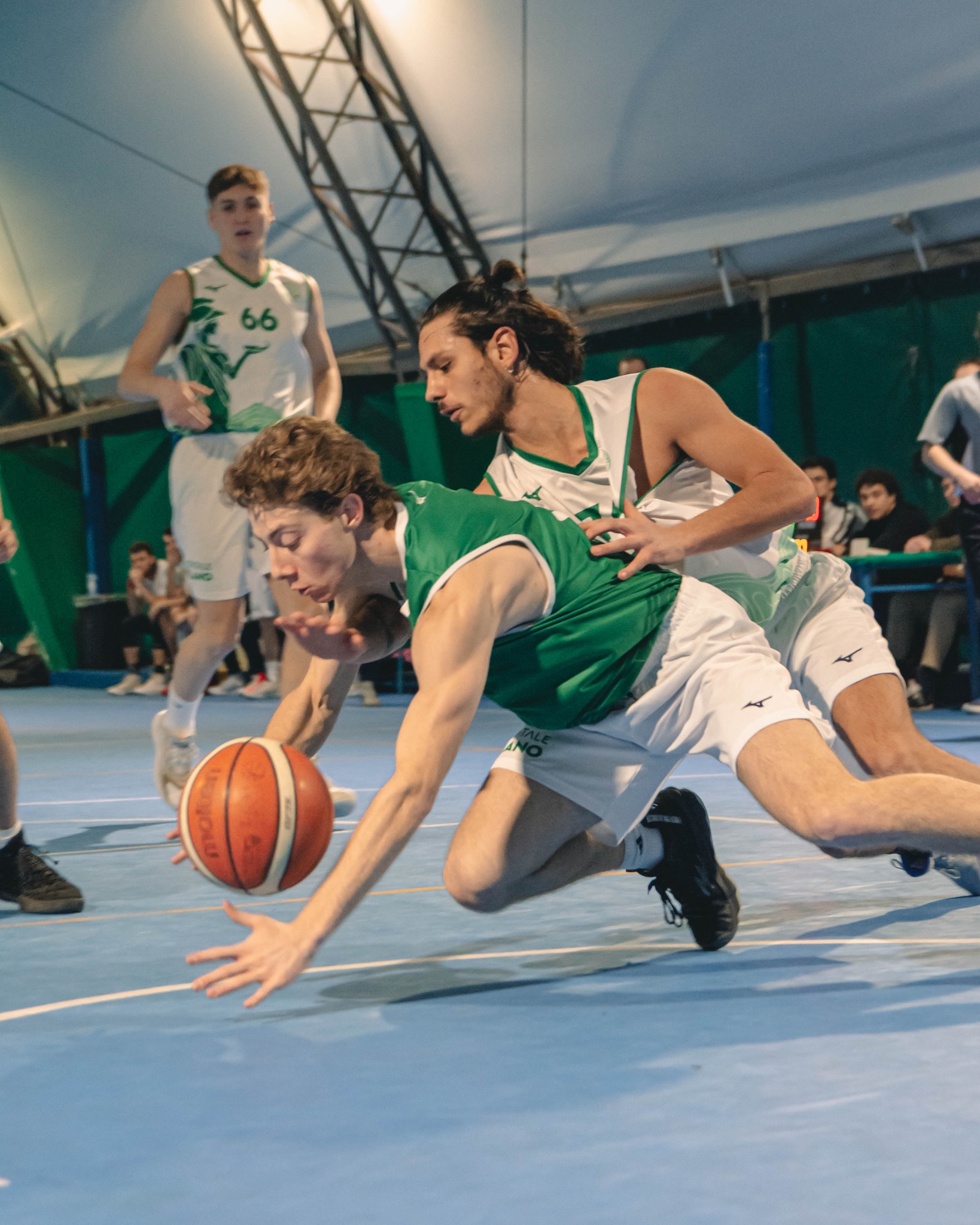 IL DERBY DEL BASKET VA AD UNA MERAVIGLIOSA BIANCA