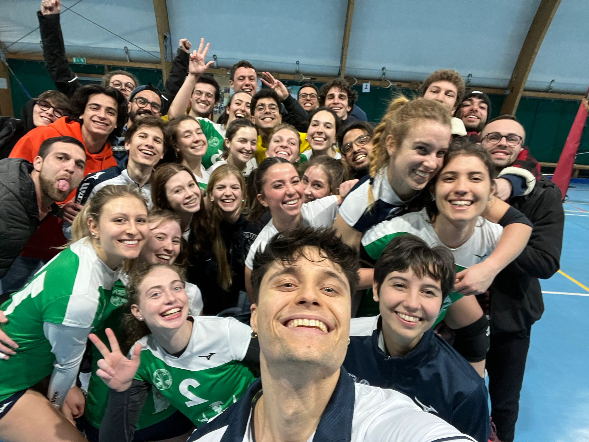 VITTORIA CON BRIVIDO PER LE STATALINE DEL VOLLEY